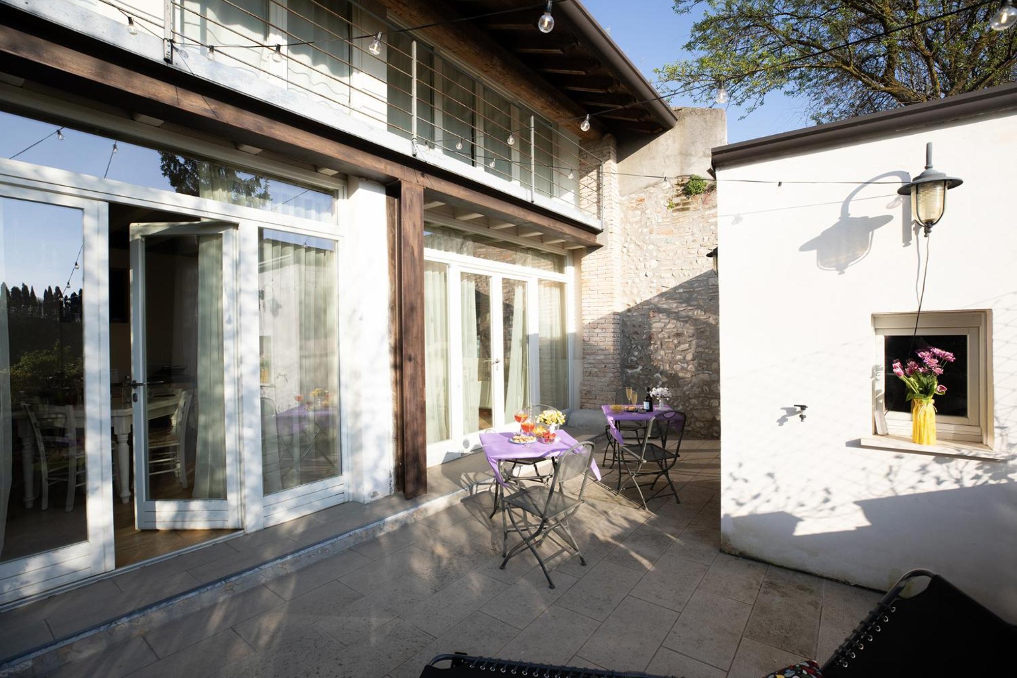 Bed and Breakfast Relais La Rocca Сольферино Екстер'єр фото